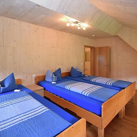 Ferienhaus, Prázdninový dům *