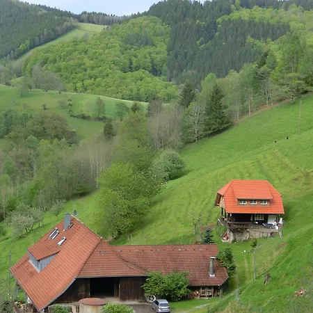 Ferienhaus, Mühlenbach
